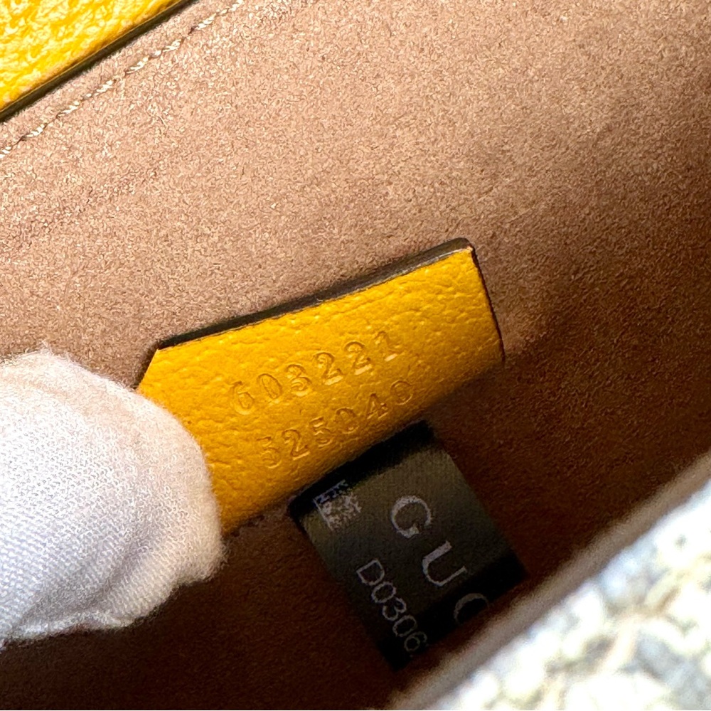 Gucci GG Supreme Monogram Logo Flora Yellow Small Padlock Bamboo Bag W Crossbody - Picture 16 of 16